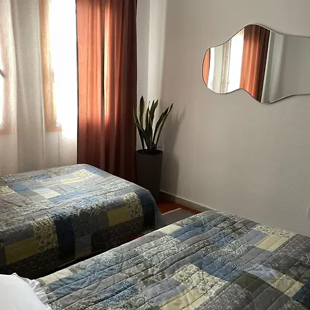 Апартаменти Casa De Mar *